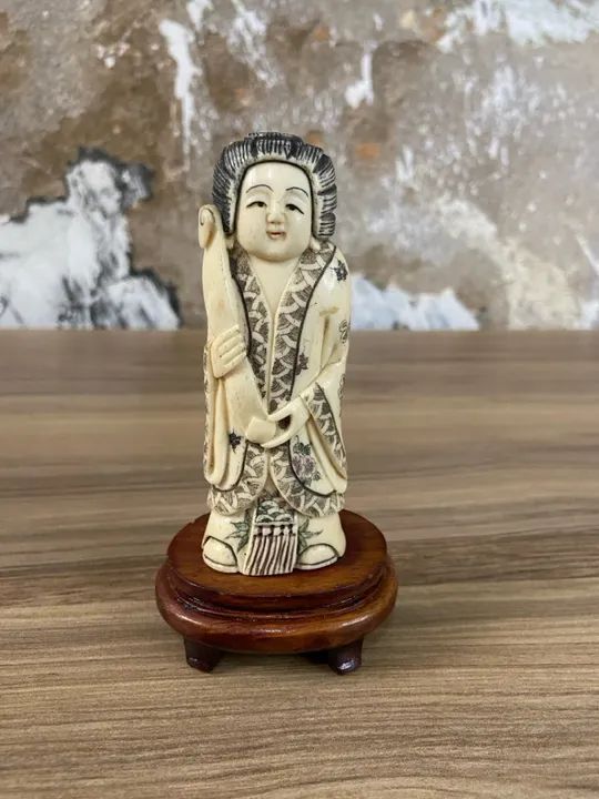 Antiga e Autêntica Netsuke em Marfim | Antiguidades