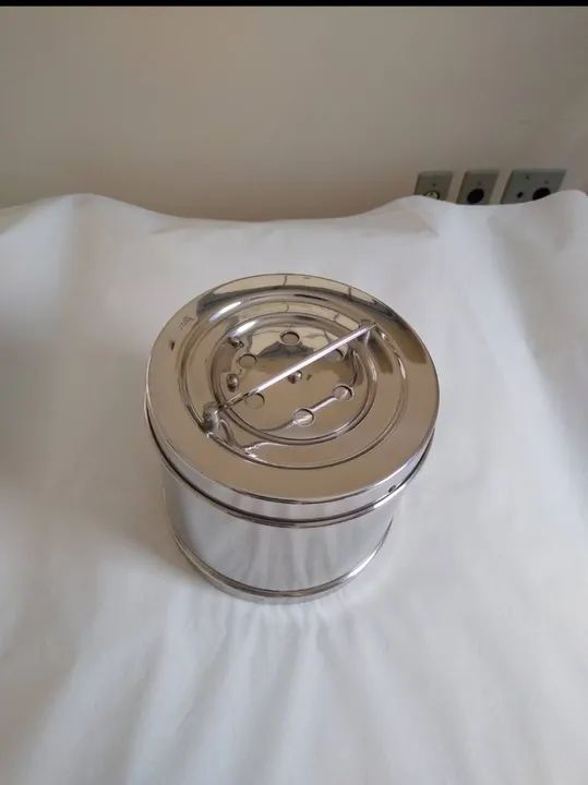 Porta gazes e algodão 