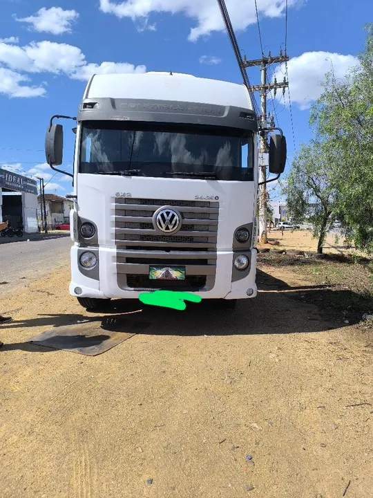 Caminhão VW 24-250 Bitruck