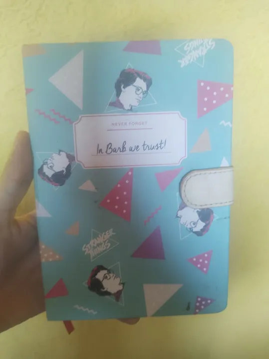 Caderno stanger things