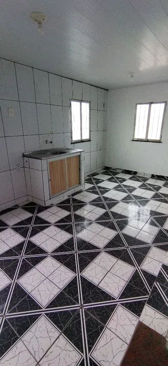 //Vila no Educandos com 5 apartamentos 