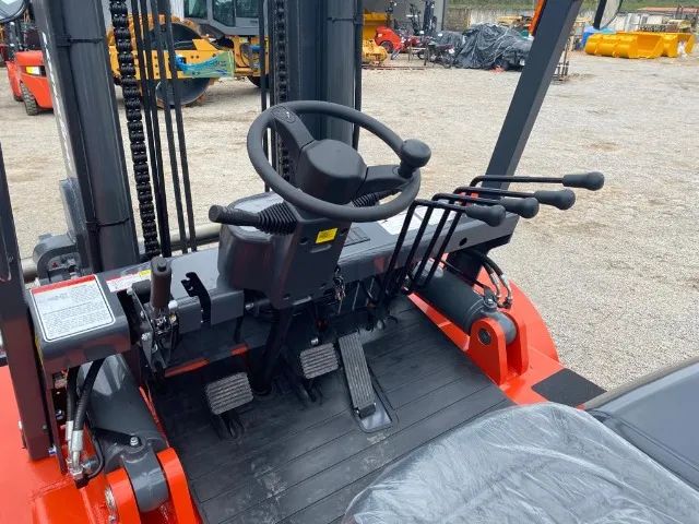 Empilhadeira Lonking | 7 toneladas | 7.000kg | A Pronta entrega - Foto 3