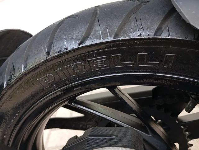 Apache RTR 200  - Foto 2