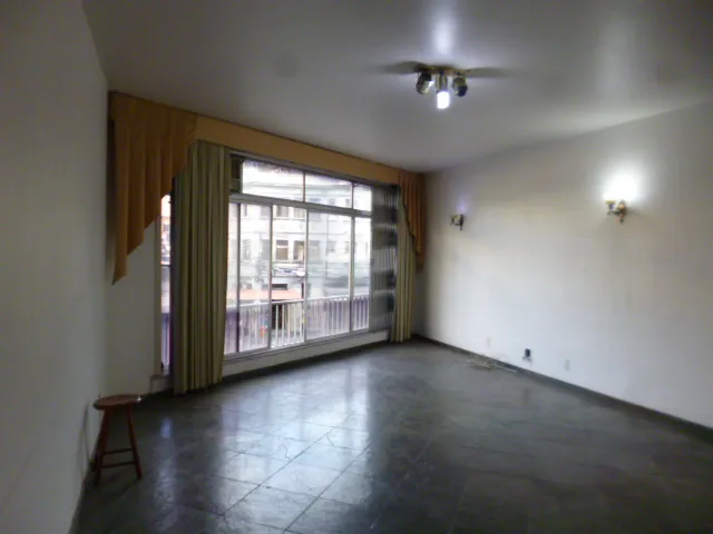 Praça Hilda Tijuca 2 salões 4 quts 2 suítes closets 1vg arms emb currasqu blidex docs ok