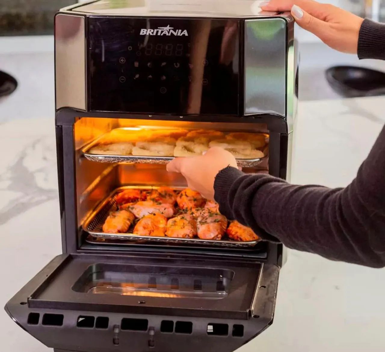 Fritadeira Air Fry Forno Oven 12litros Bfr2100 Britânia 220v