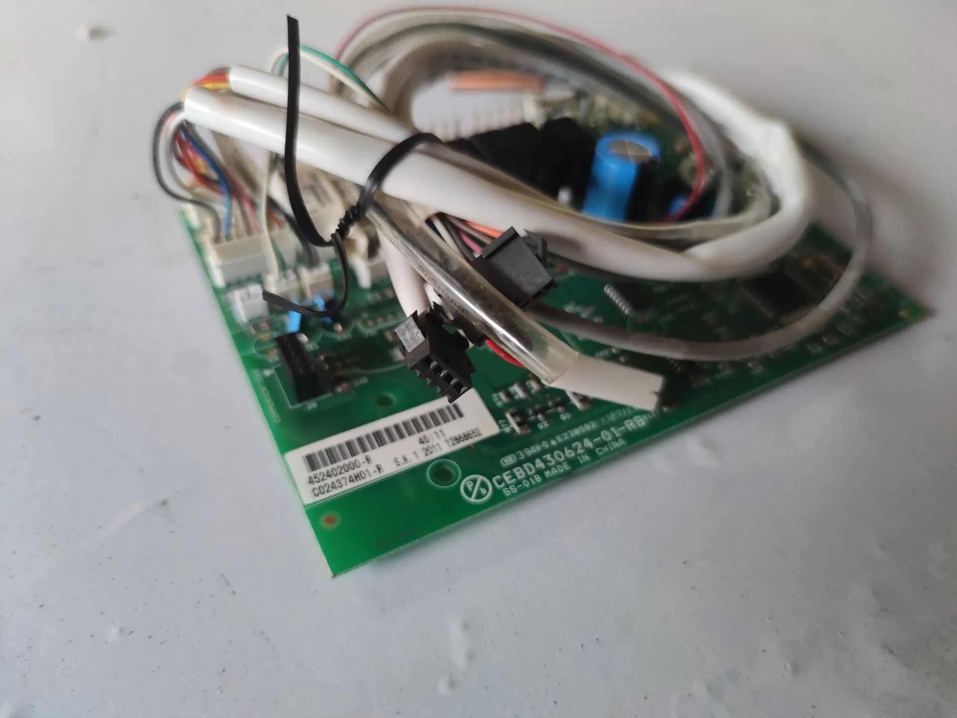 Placa CEBD430624-01-RB nova 