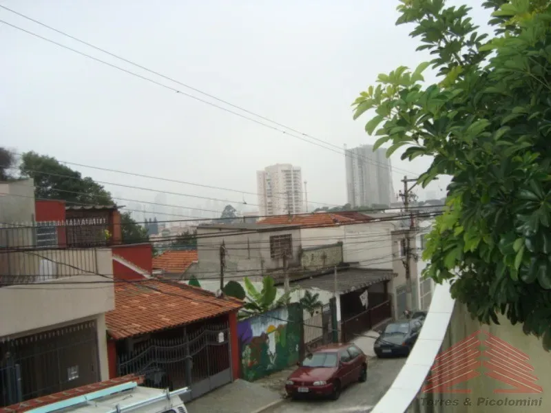 Sobrado a venda na Mooca, 2 dormitórios, 2 banheiros, 2 vagas, edícula térrea, com 3 quart