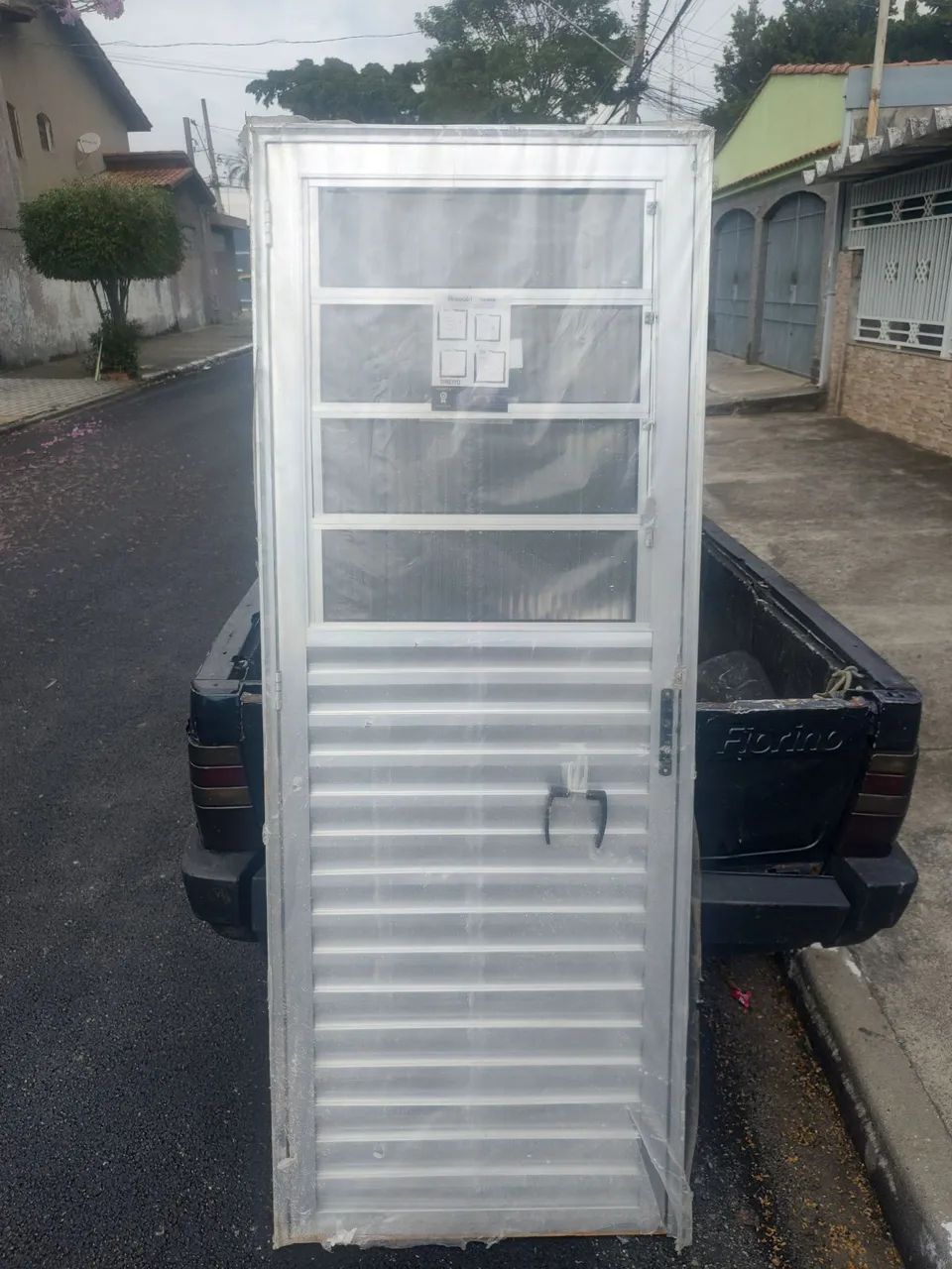Porta de Alumínio , porta madeira, janela vitro