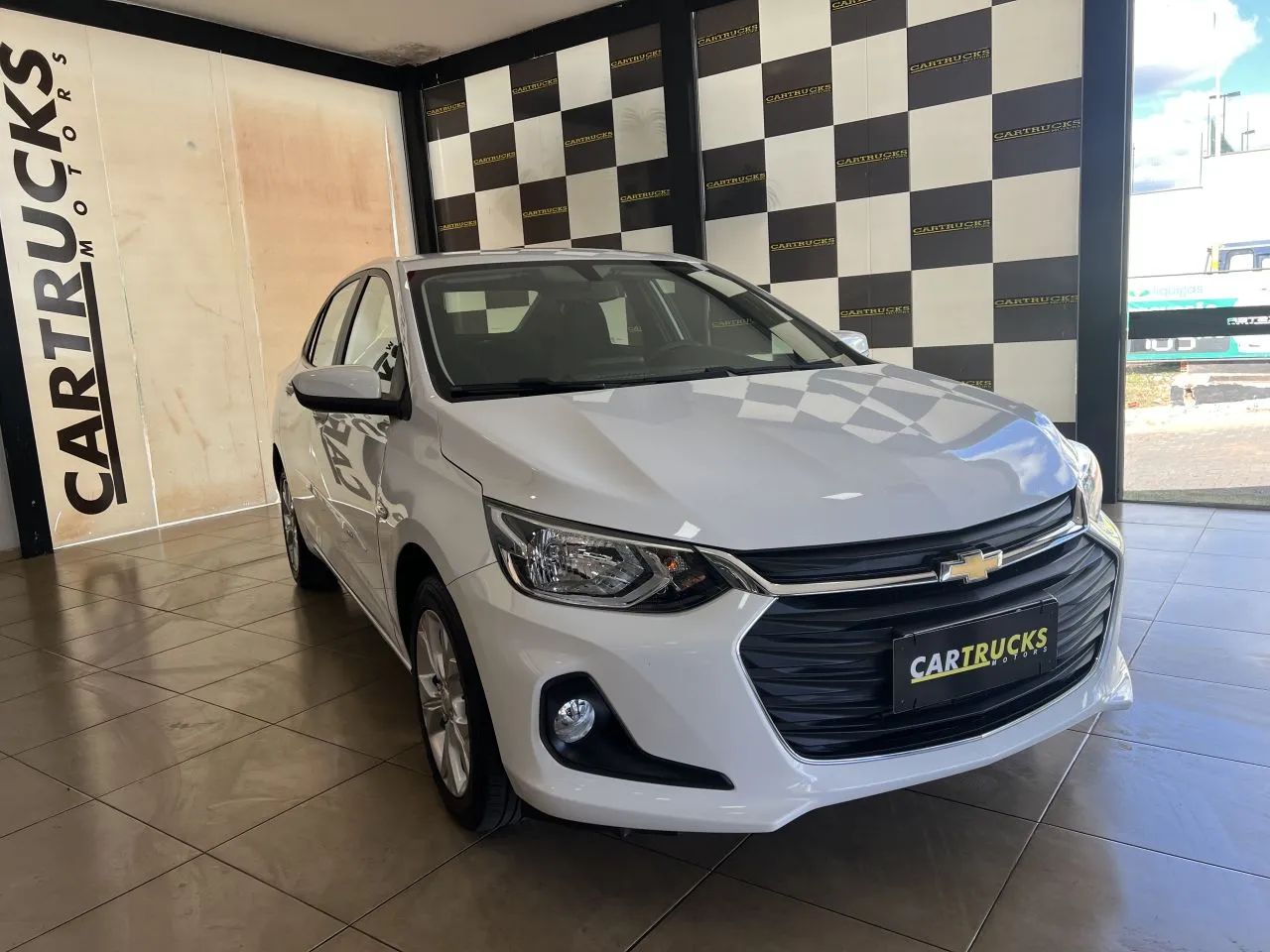 ONIX SEDAN Plus LTZ 1.0 12V TB Flex Mec.