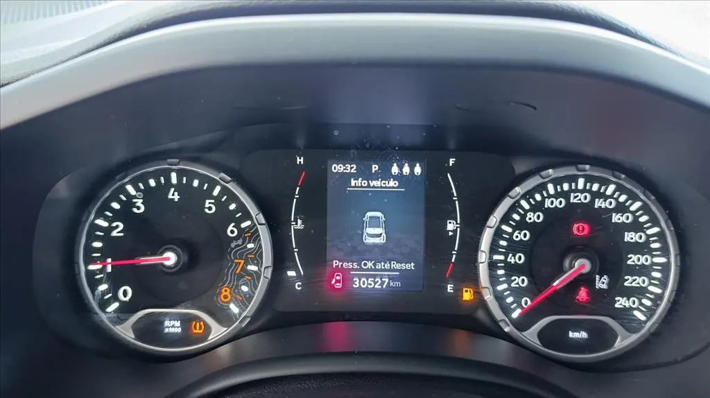 JEEP RENEGADE 1.3 T270 TURBO FLEX SPORT AT6