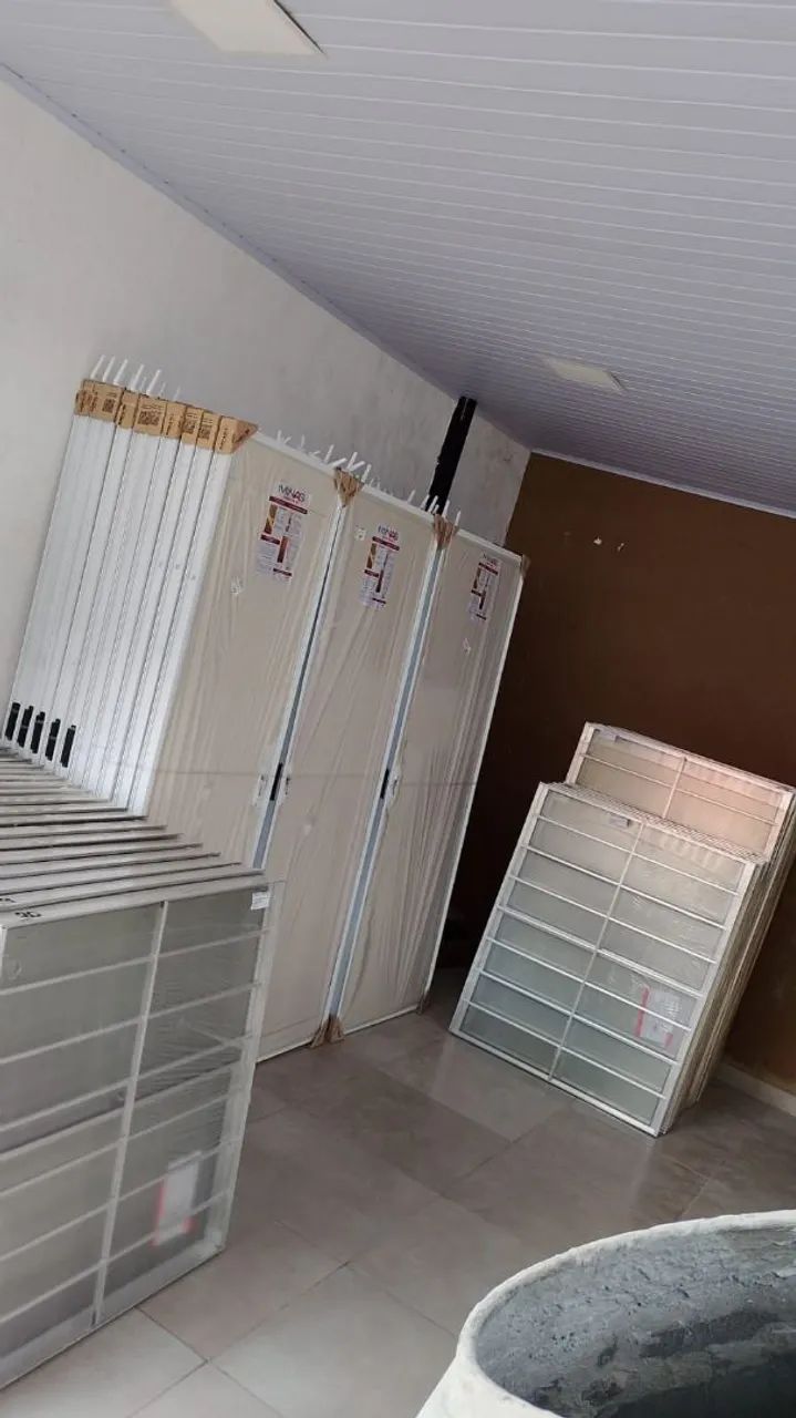 Portas e janelas completas- consulte valores descrição/ pagamento na entrega 