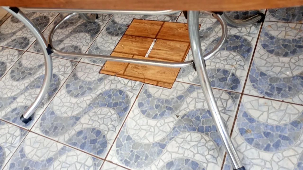 Mesa de mdf - 6 lugares  - Foto 3
