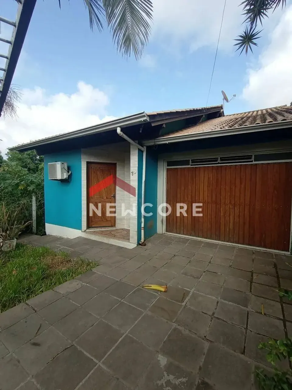 Casa em Rua Ângelo Passuelo - Vila Nova - Porto Alegre/RS