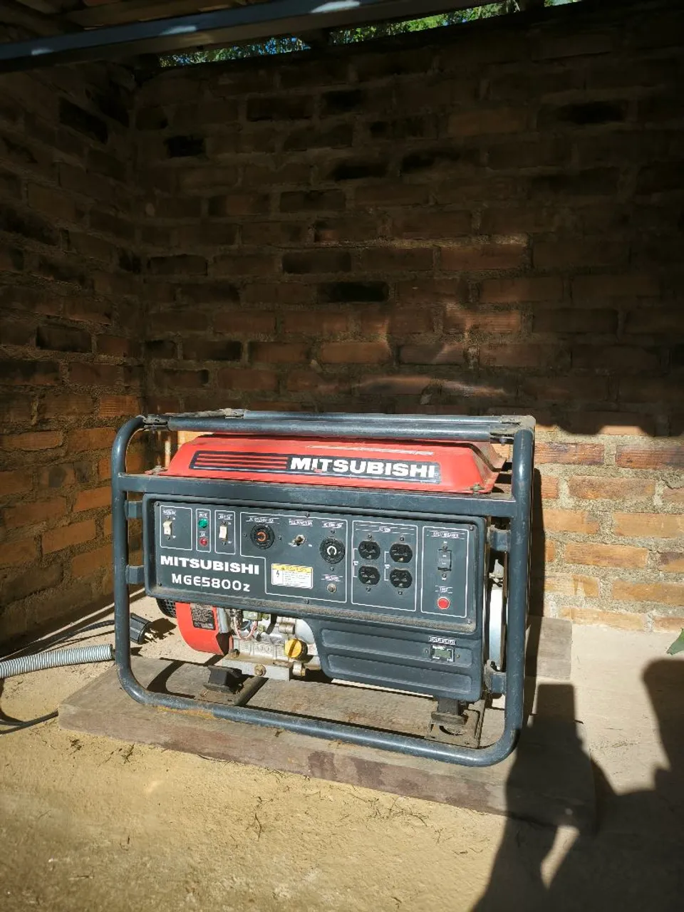Gerador Mitsubishi MGE5800z
