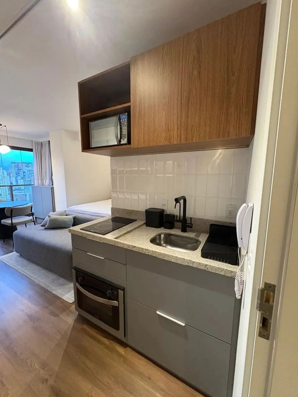 Studio para aluguel, mobiliado,  28 m², 1 quarto em Vila Nova Conceição - São Paulo - SP.