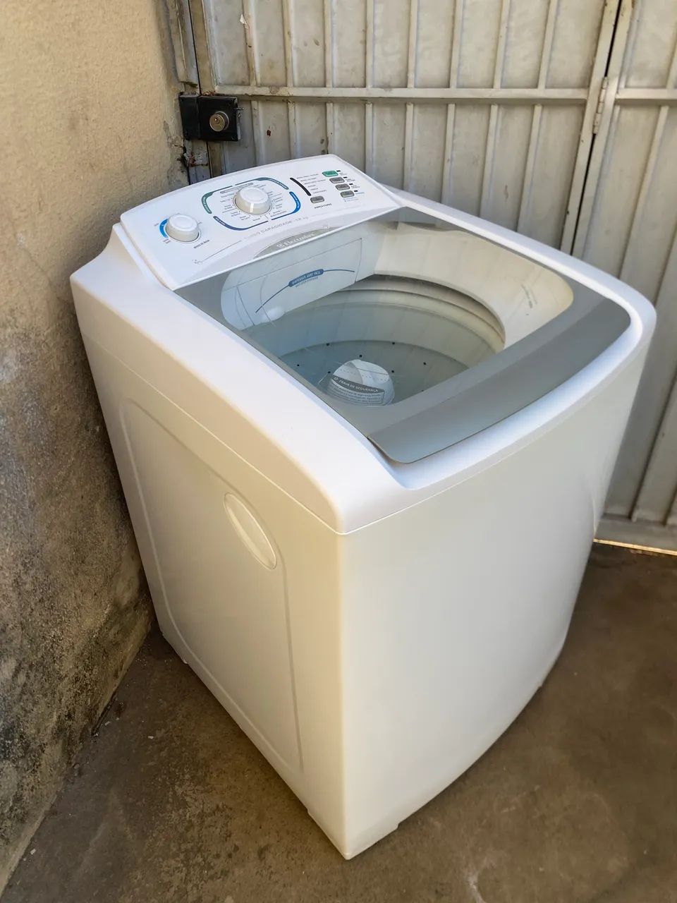 Máquina de lavar roupa barato Electrolux 12 kilos 