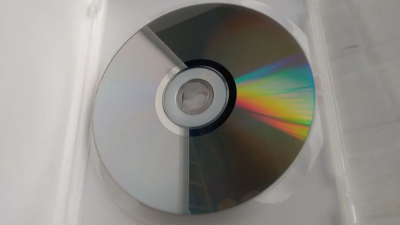Filme DVD original totalmente inocentes.  - Foto 5