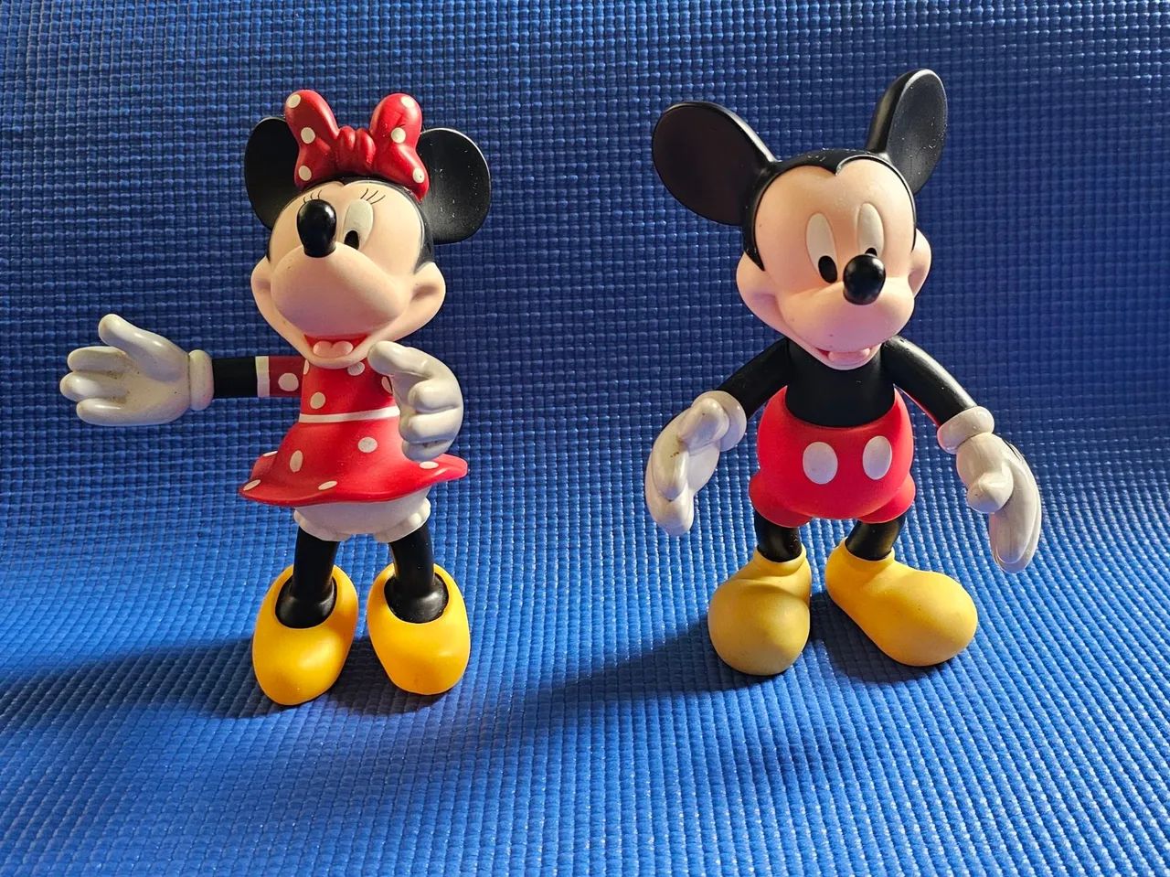 Bonecos Mickey e Minnie - Coleção Disney - Foto 2