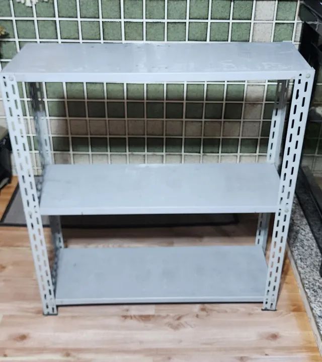 Estante de Metal 3 Prateleiras - Ideal para Organização