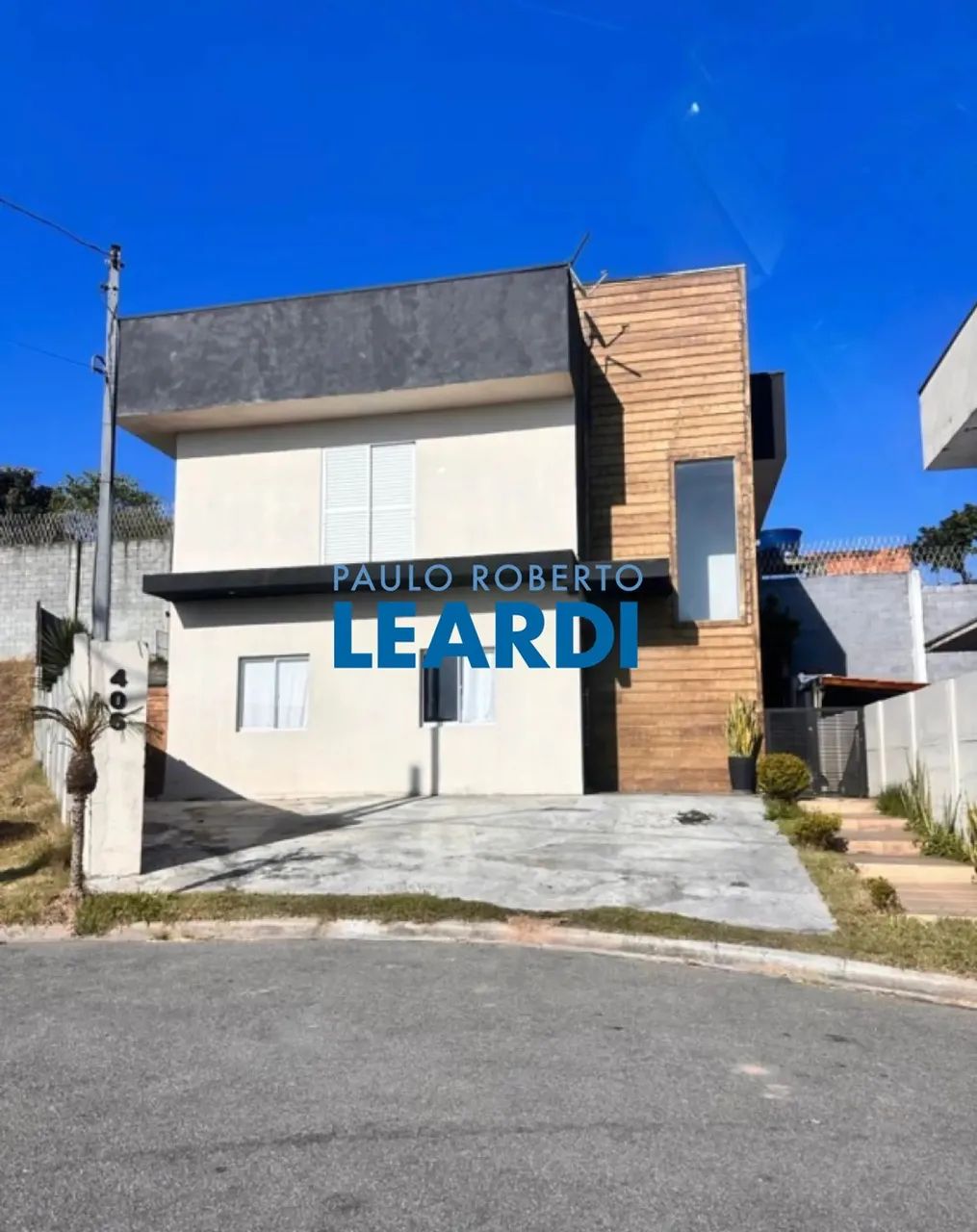 CASA EM CONDOMÍNIO - PITAS - SP