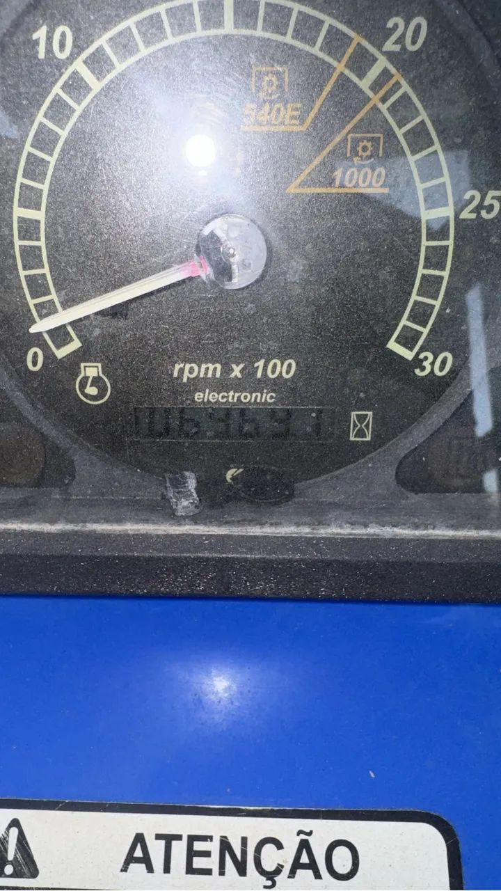 Trator Agrícola  New Holland 7630 com grade tatu 16x28 tatu  - Foto 2