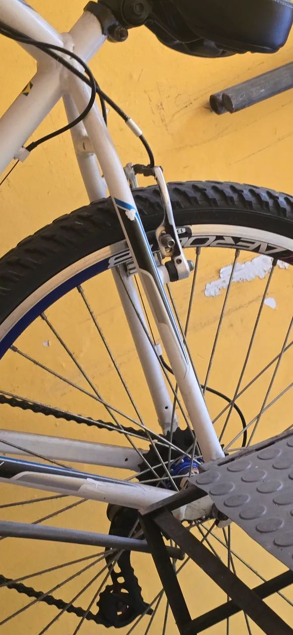 Bicicleta Caloi Aro 26 - Foto 2