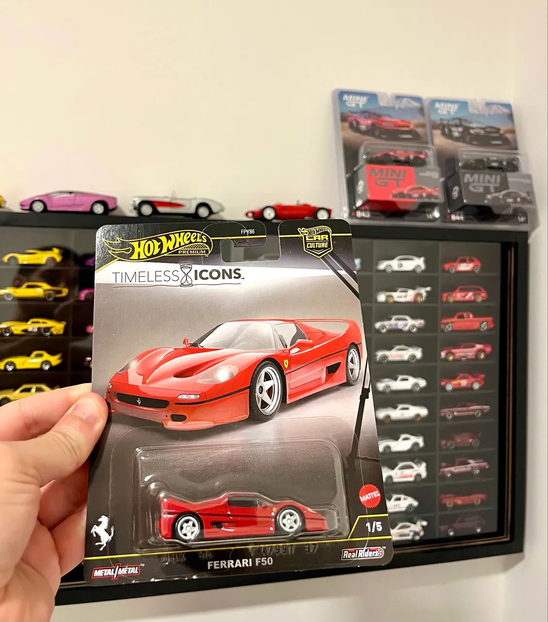 Hot Wheels Premium - Ferrari F50 Timeless Icons - Hobbies e