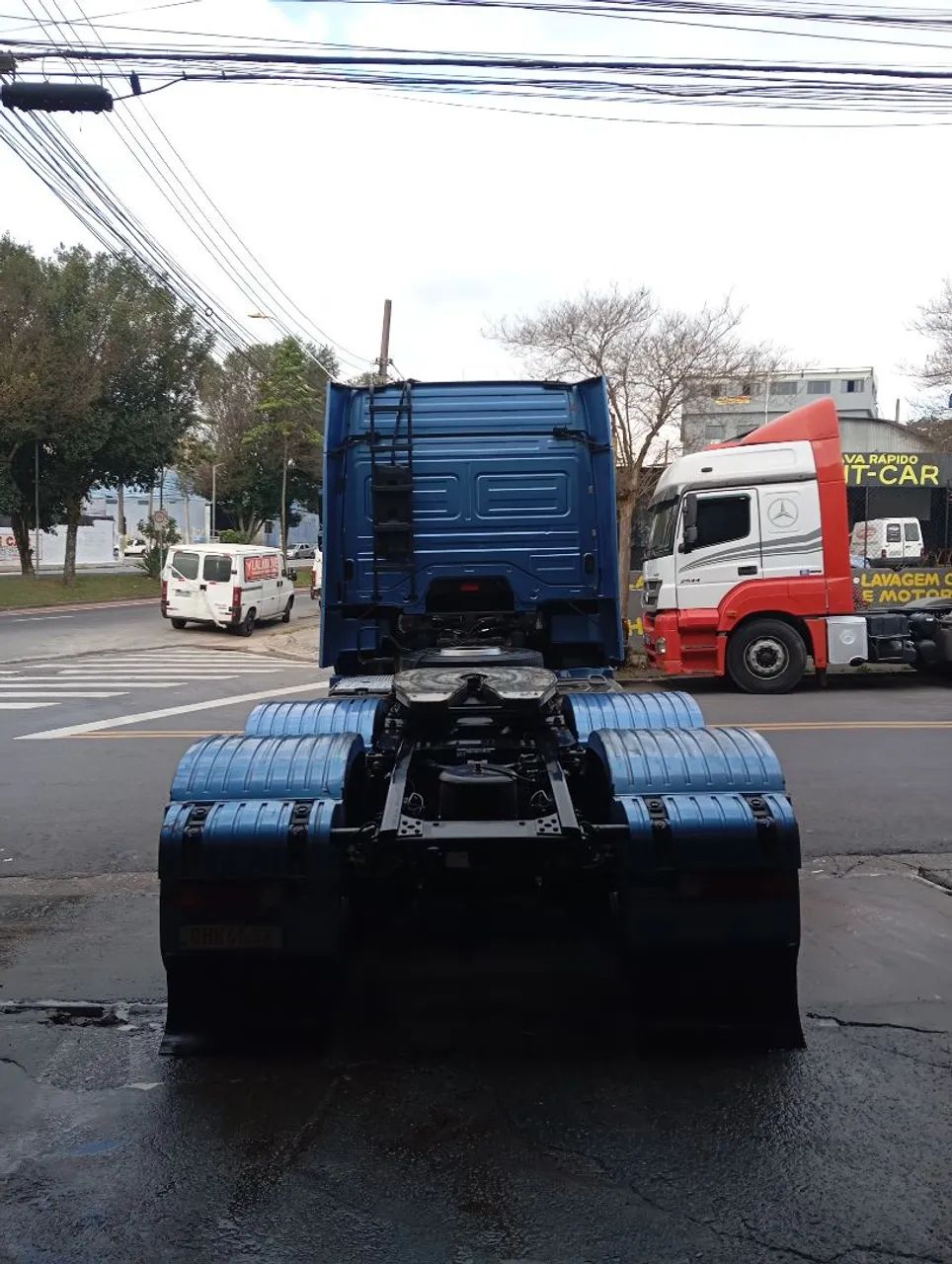 Axor 2544 2014 teto alto automático  - Foto 14