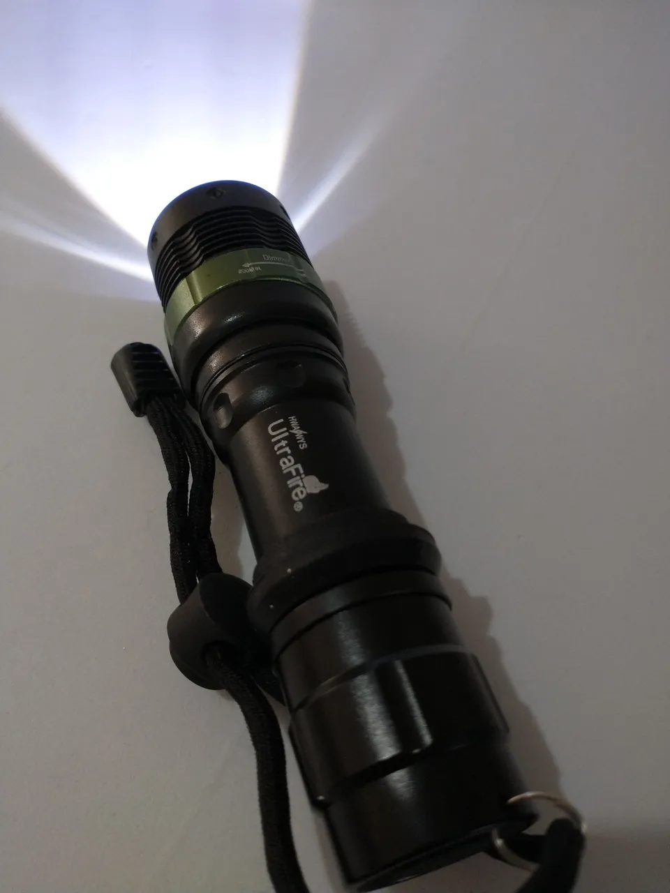 Lanterna Tática LED UltraFire