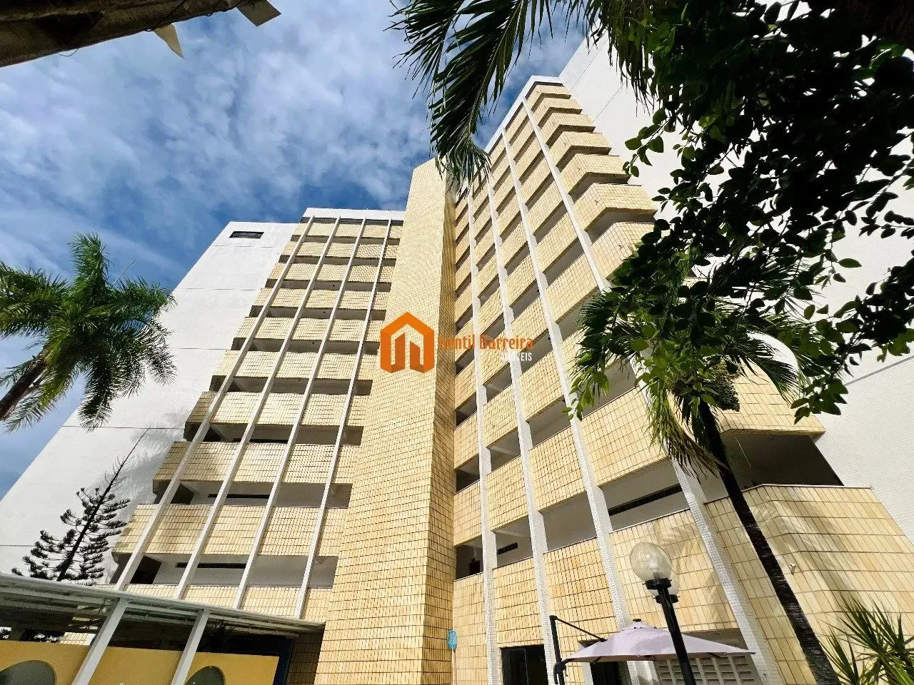 Excelente Apartamento no Dionísio Torres