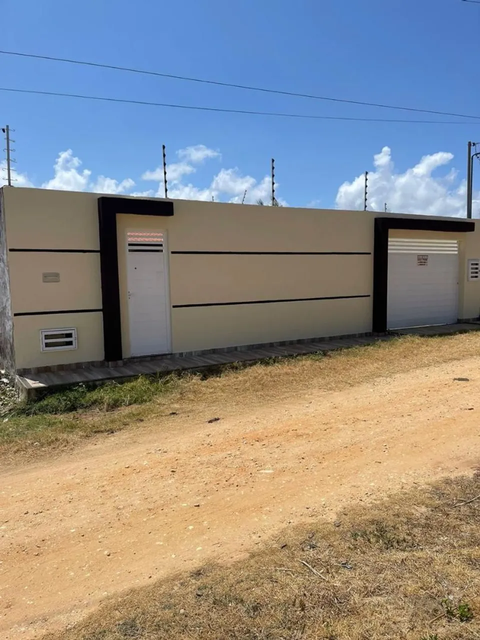 ALUGO CASA NO ABAÍS<br>