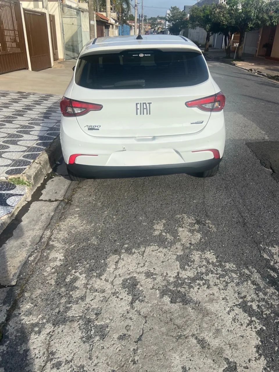 Vende-se veículo Fiat Argo Drive 1.0 L 2021 - Foto 2