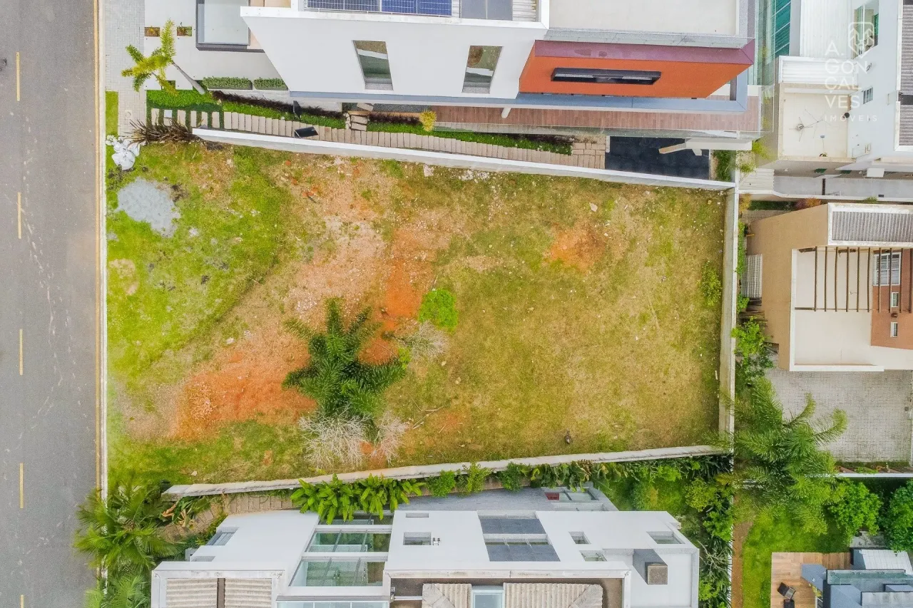 Terreno em Condomínio fechado , 453m², Tingui, Curitiba.