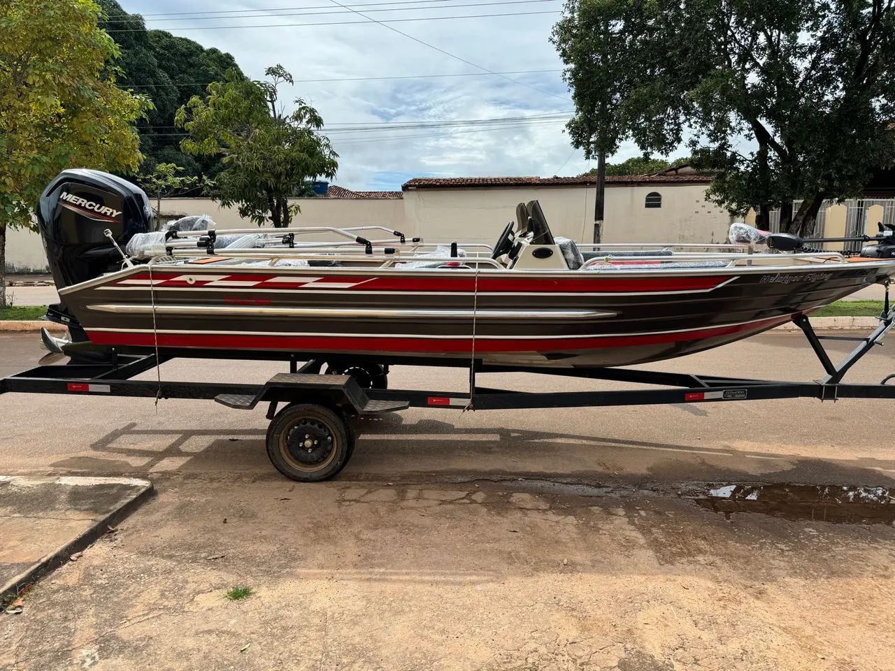 Lancha barco de alumínio casco 100% soldado com motor mercury 115hp ano 2024 - Foto 8