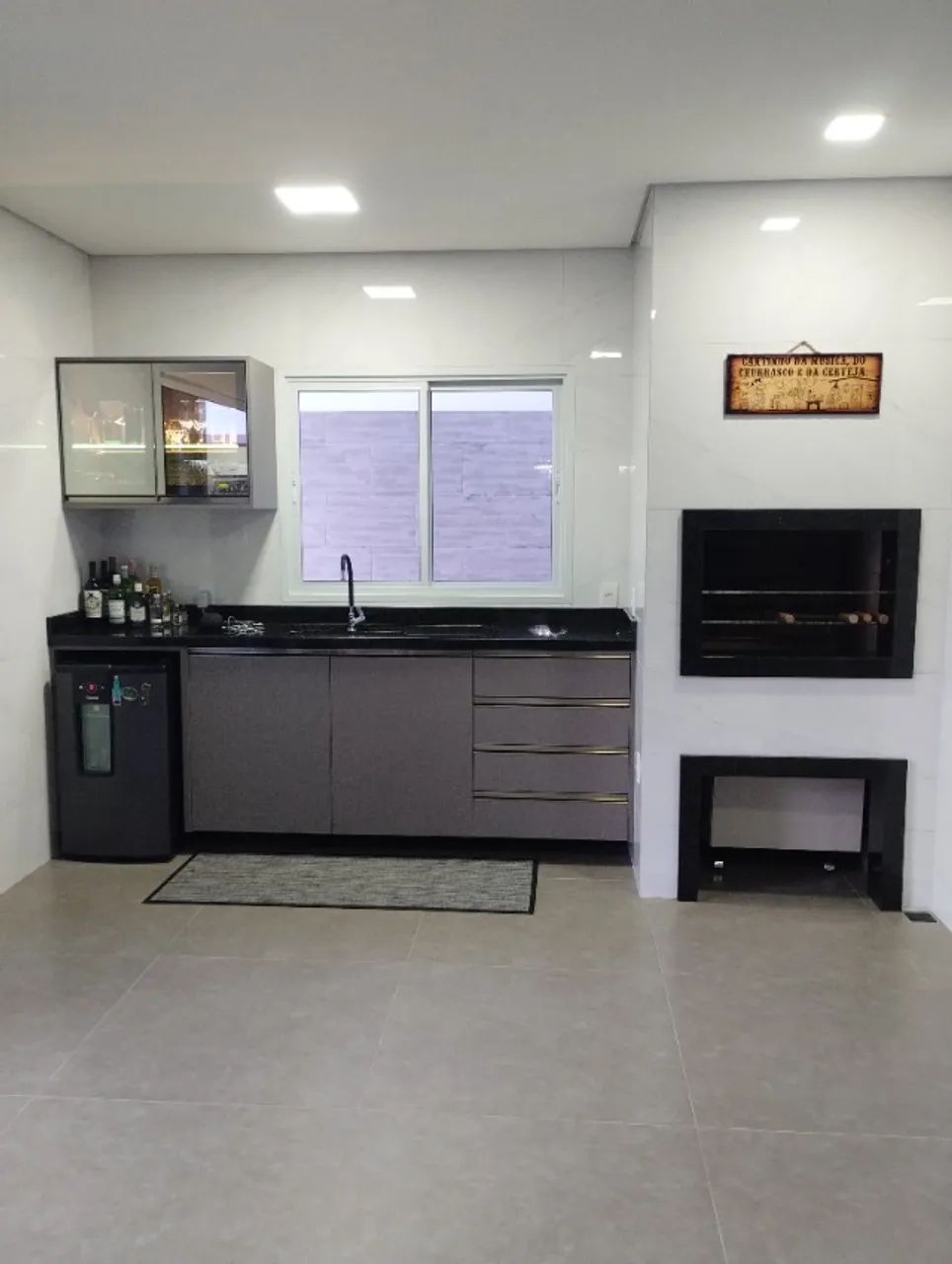 Maravilhosa casa em Areias de Baixo, Governador Celso Ramos. NÃO PODE SER FINANCIADA  - Foto 5
