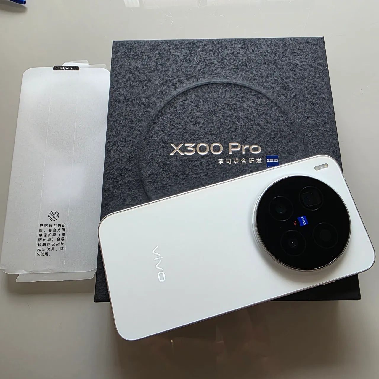 【新品未開封】VIVO X300 Pro 16GB/512GB 白 新品未開封】VIVO X300 Pro 16GB/512GB 白 開封済・未使用品 Vivo X300