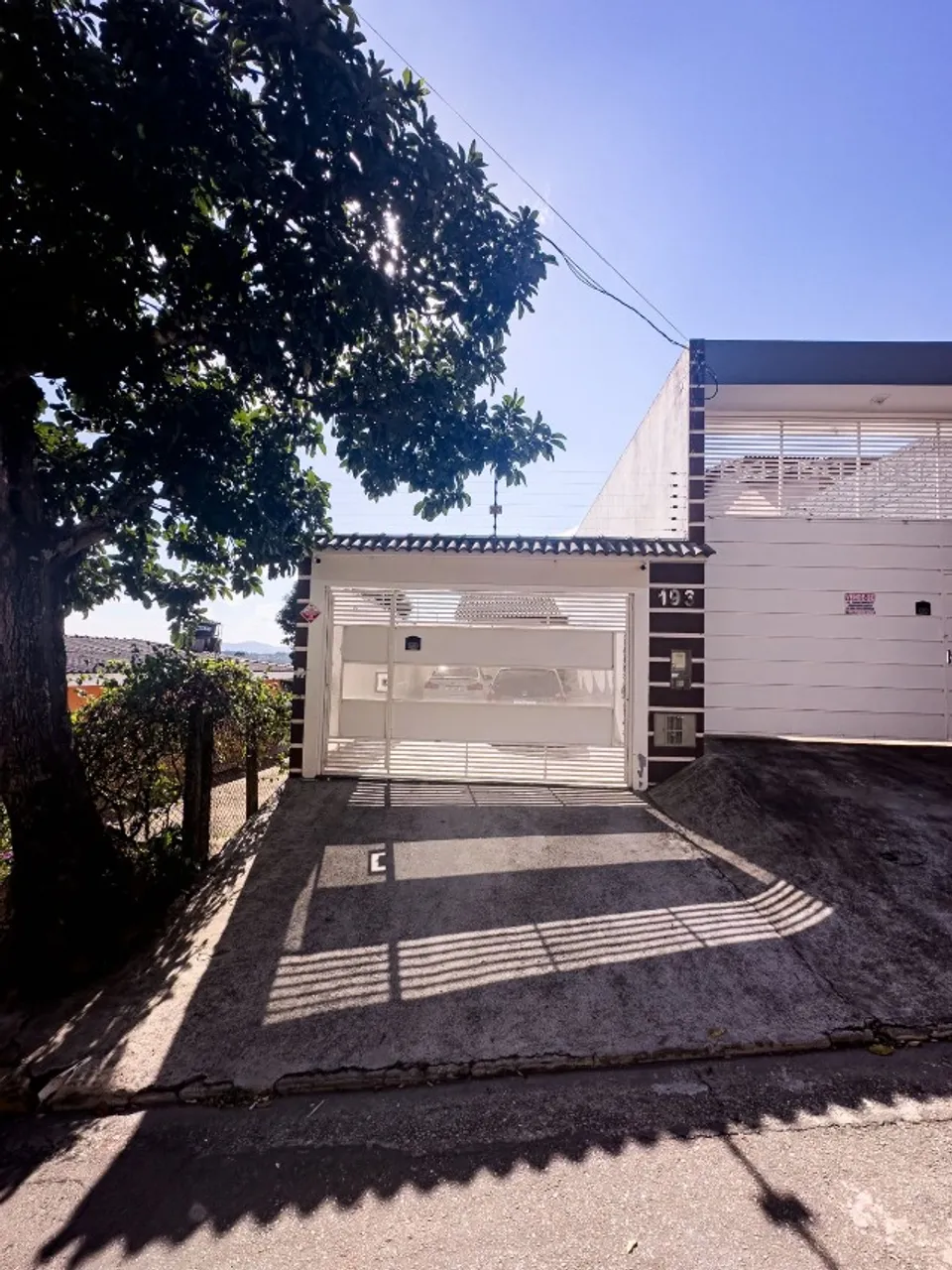 CASA TERREA 5X50 COM PISCINA E CHURRASQUEIRA