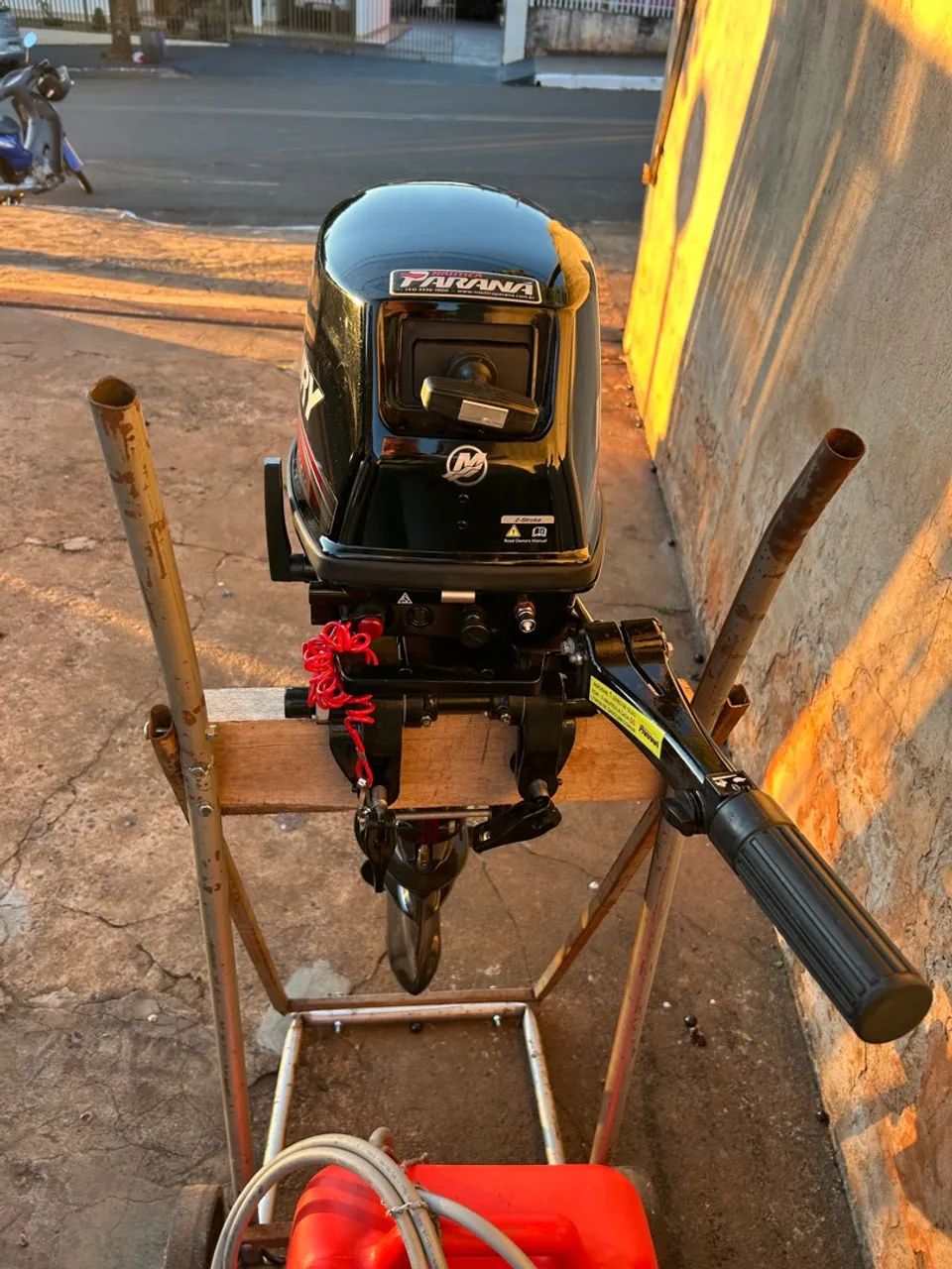 Vendo motor de barco Mercury Super 15 HP ano 2025 - Foto 3