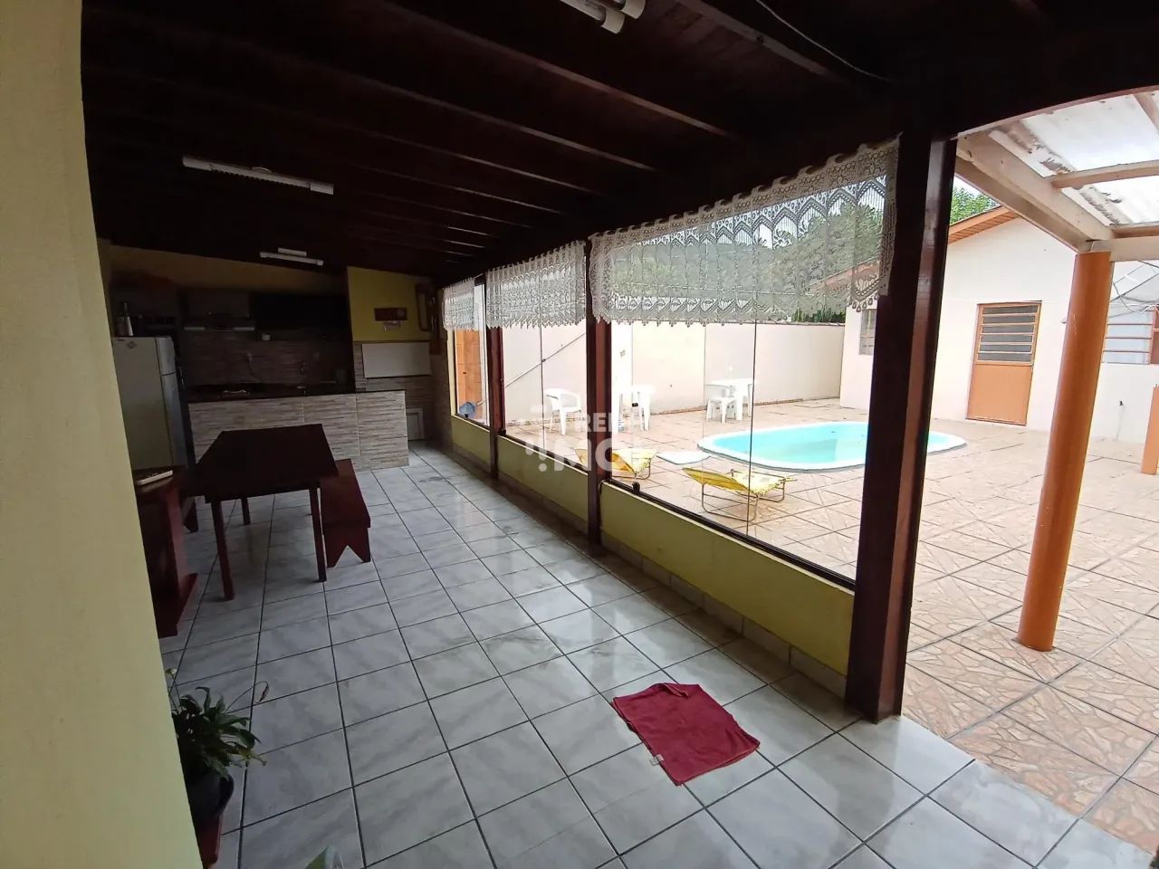 Casa ampla com Piscina - Foto 5