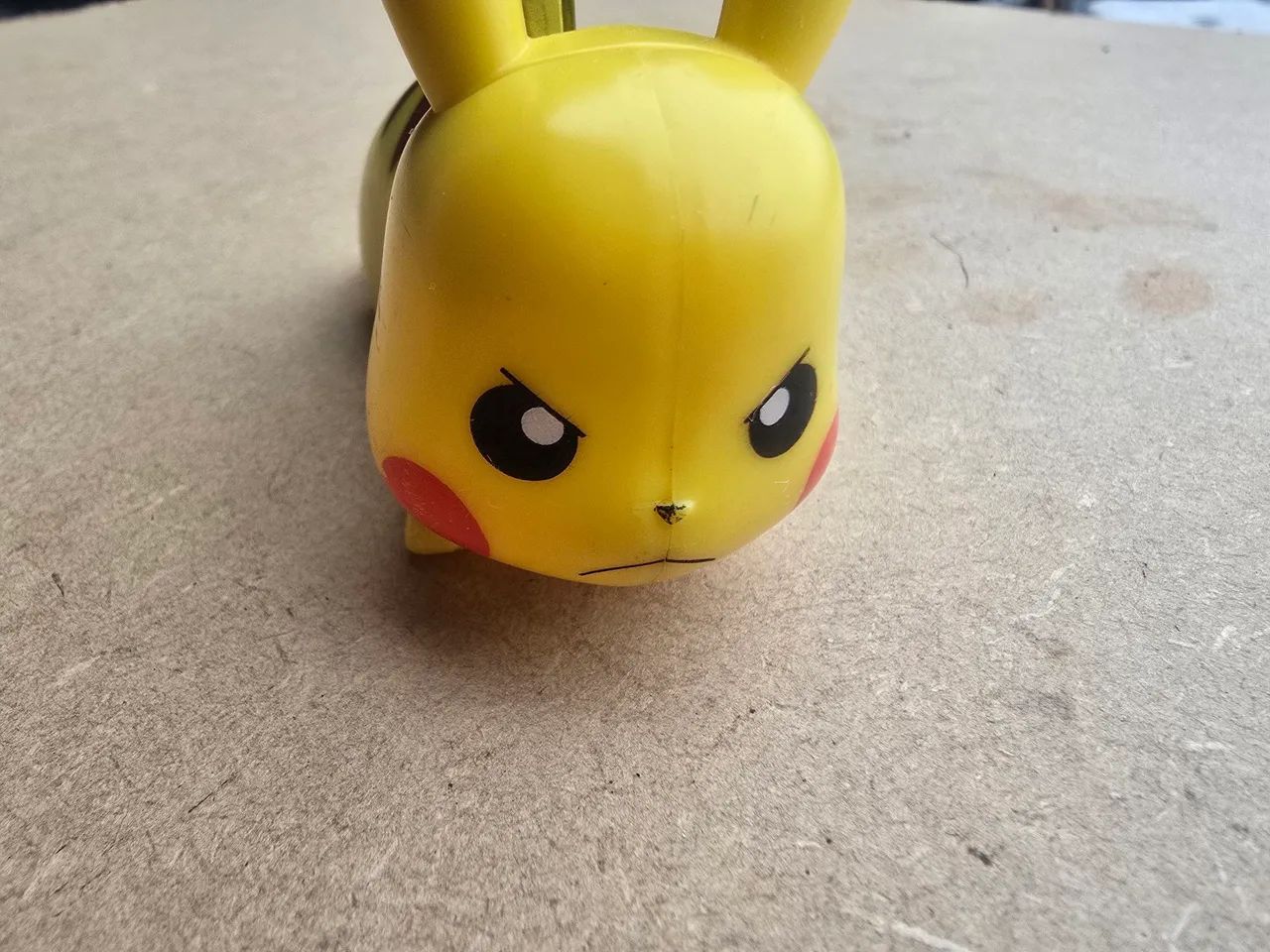Boneco Pokémon Pikachu rodinha Mc Donalds 2015 - Foto 3