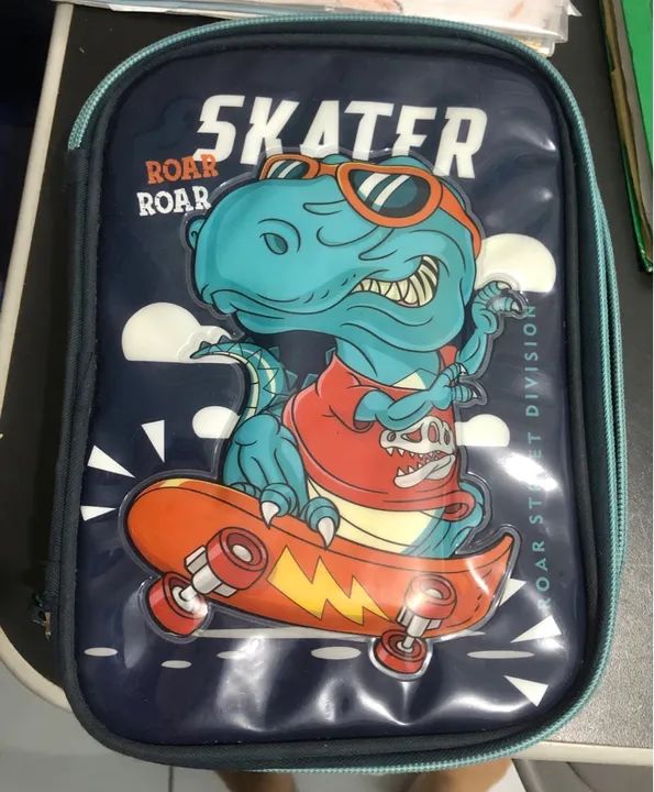 Mochila de rodinhas infantil Dino Skate - Foto 2
