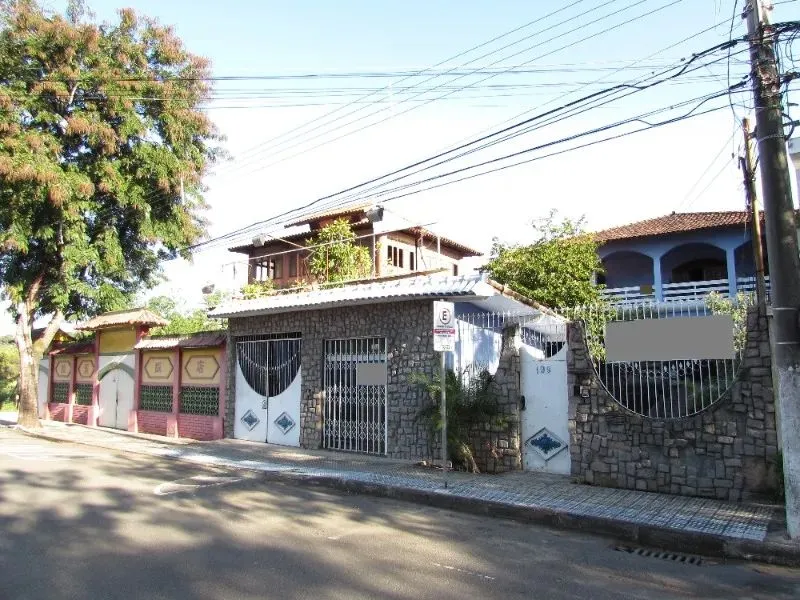 Casa triplex em Pontal de Camburi