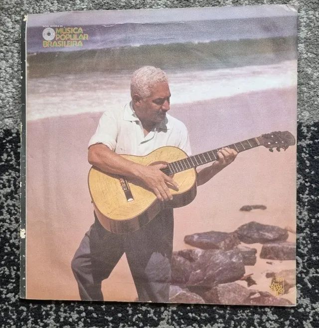 Disco de Vinil Dorival Caymmi - Nova História da Música Popular Brasileira (LP nacional) - Foto 2