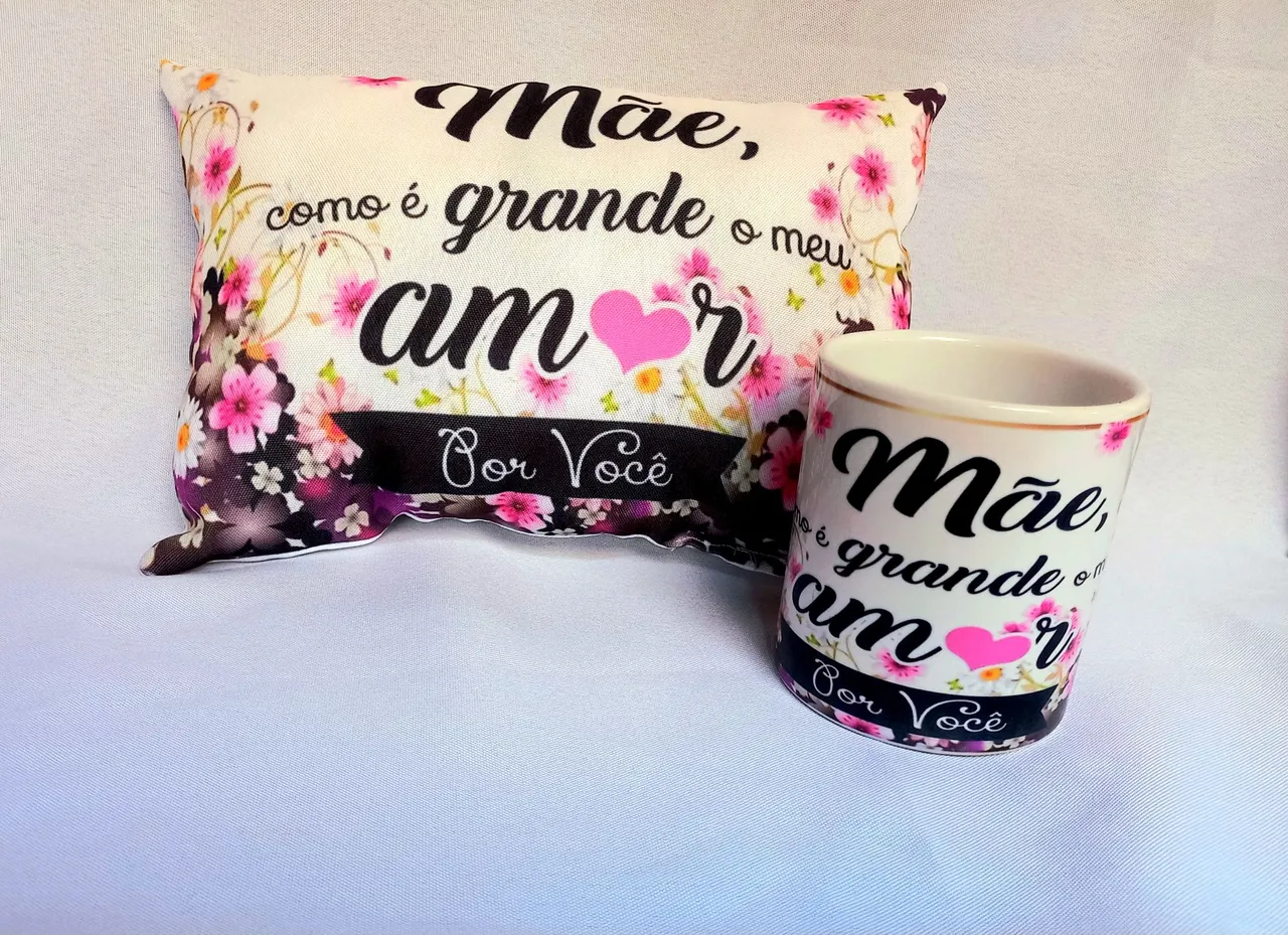 Kit Presente - Almofada e Canecas Personalizadas
