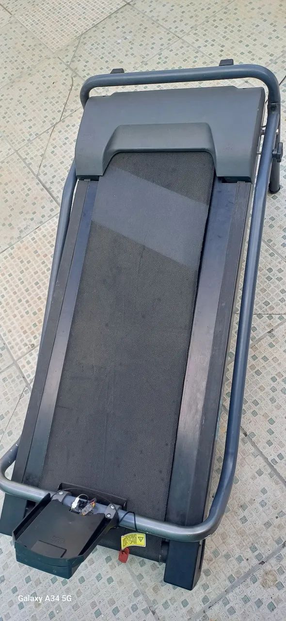 Esteira Act Home Fitness, precisa fazer um ajuste na lona  - Foto 2