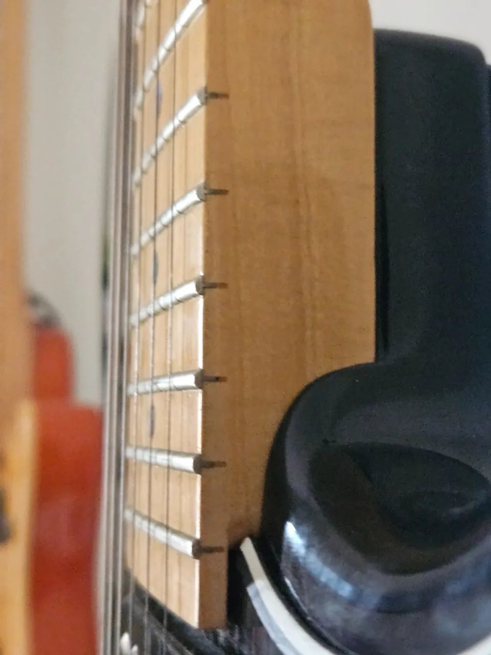 Guitarra Tagima E1 Preta (Edu Ardanuy) - Foto 4