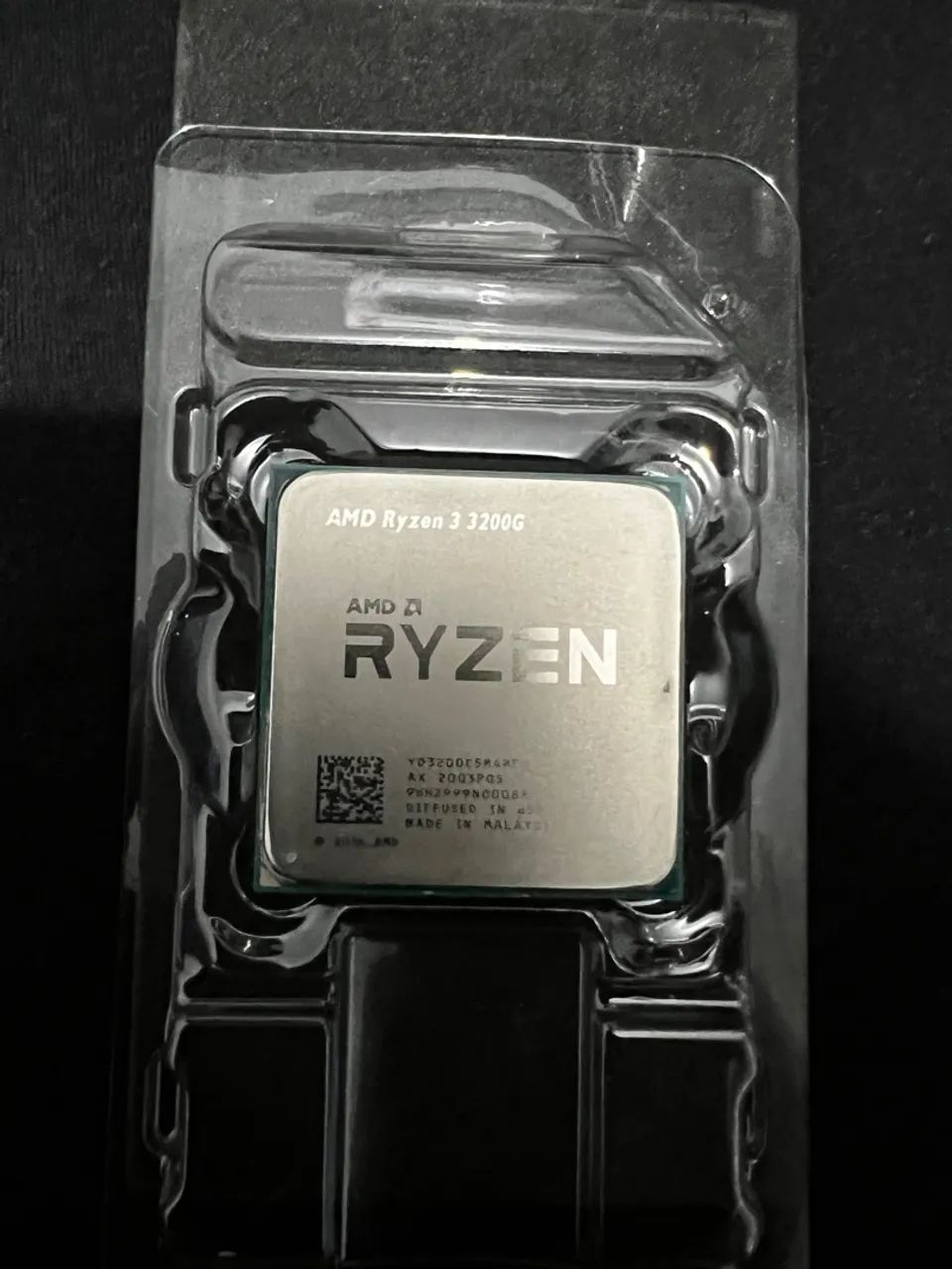 Processador AMD Ryzen 3 3200G Cache 4MB 3.6GHz (4GHz Max Turbo) AM4