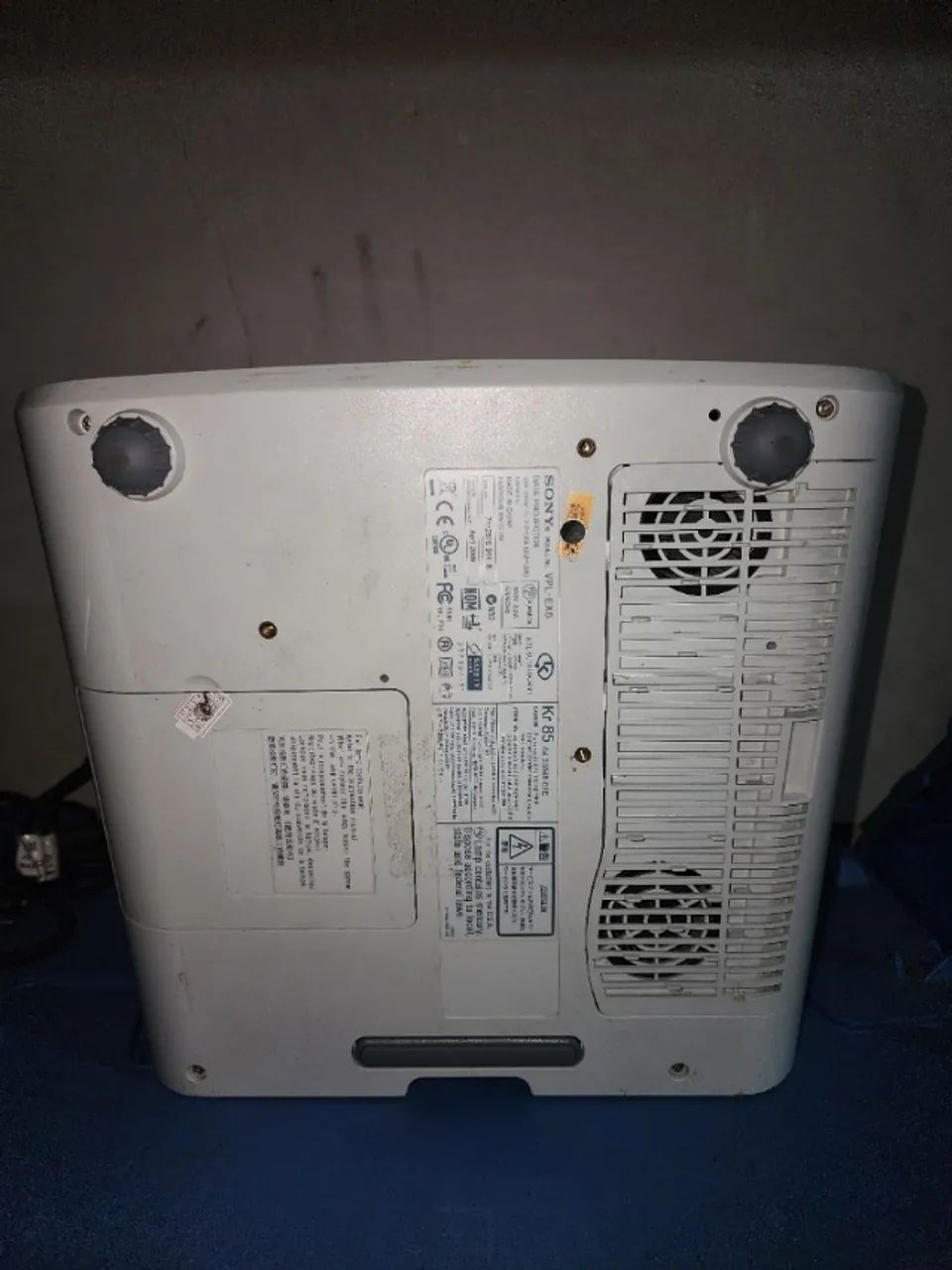 Projetor multimídia Sony VPL-ES5 sem controle lâmpada queimada - Foto 2