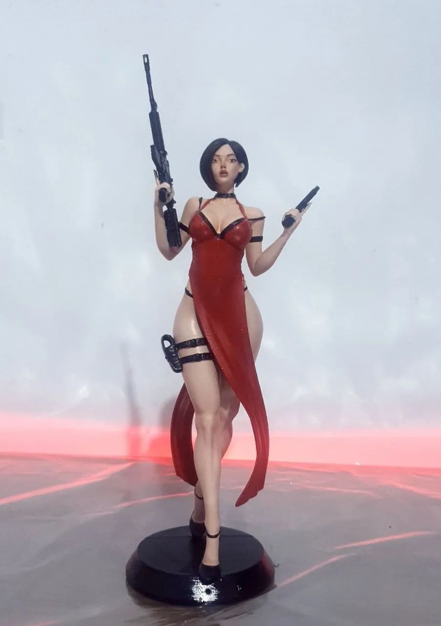 Figure Ada Wong 23cm aprox RESINA