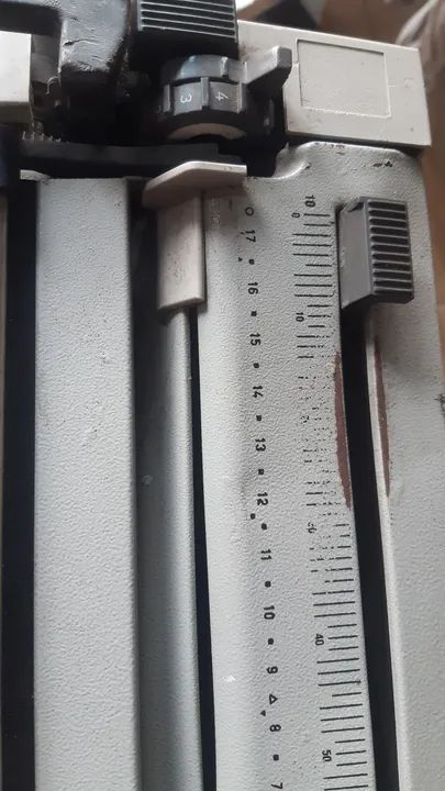 Máquina de escrever Olivetti Linea 98 - Foto 5